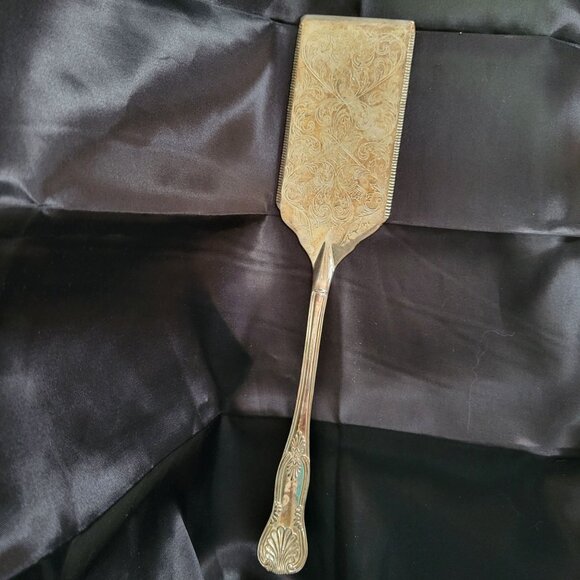 Antique Silver-Plated Ornate Etched Lasagna Server Turner With Decorative Handle - Picture 1 of 6